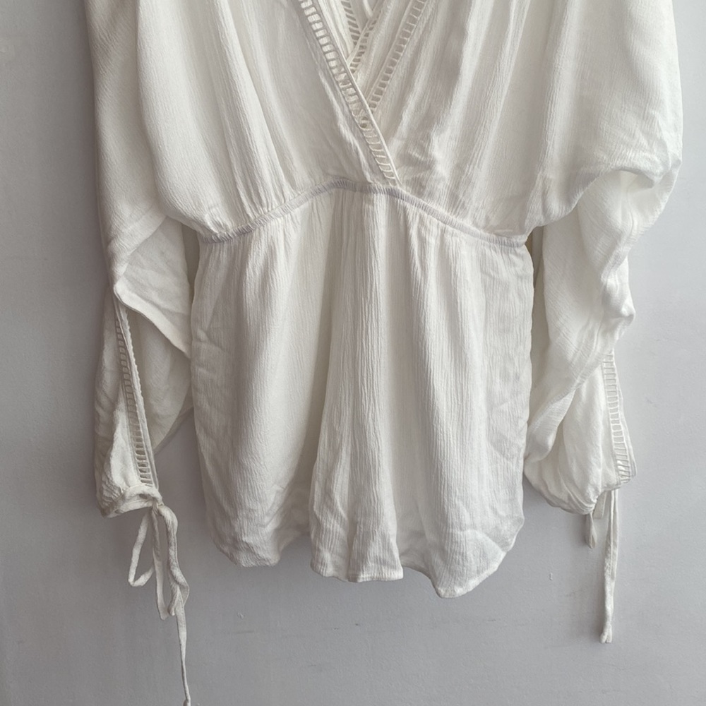 Signature8 S White Cold Shoulder Romper - Picture 5 of 12